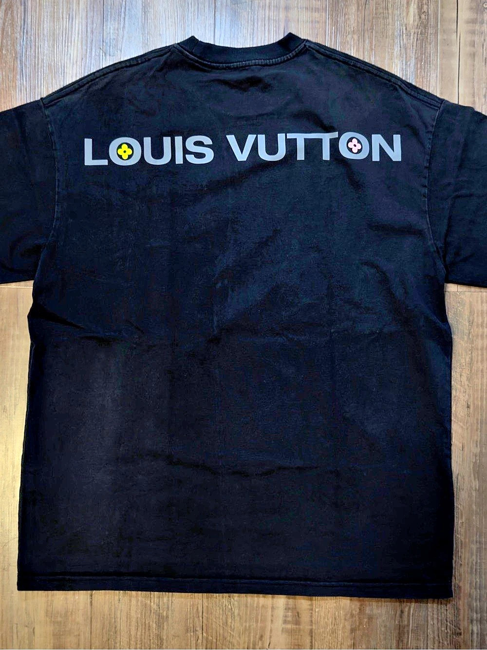 Louis Vuitton Logo Short Sleeve T-Shirt in Black Like New
